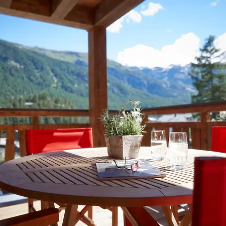 La Vue Luxury Living Apartments-2